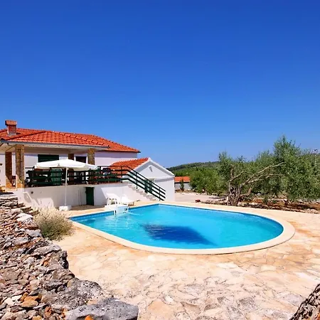 Family Friendly House With A Swimming Pool Cove Gradina, Korcula - 7552 Feriehus Vela Luka