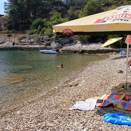 Family Friendly House With A Swimming Pool Cove Gradina, Korcula - 7552 Nyaraló *