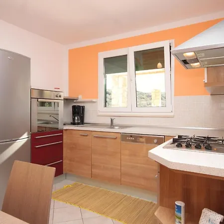 Family Friendly House With A Swimming Pool Cove Gradina, Korcula - 7552 Feriehus Vela Luka