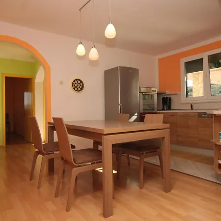 Family Friendly House With A Swimming Pool Cove Gradina, Korcula - 7552 Feriehus Vela Luka